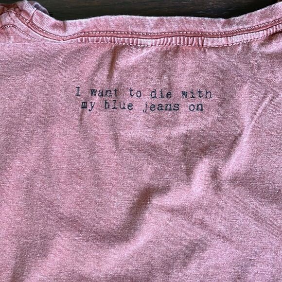 Buffalo Tee  - Picture 3 of 4